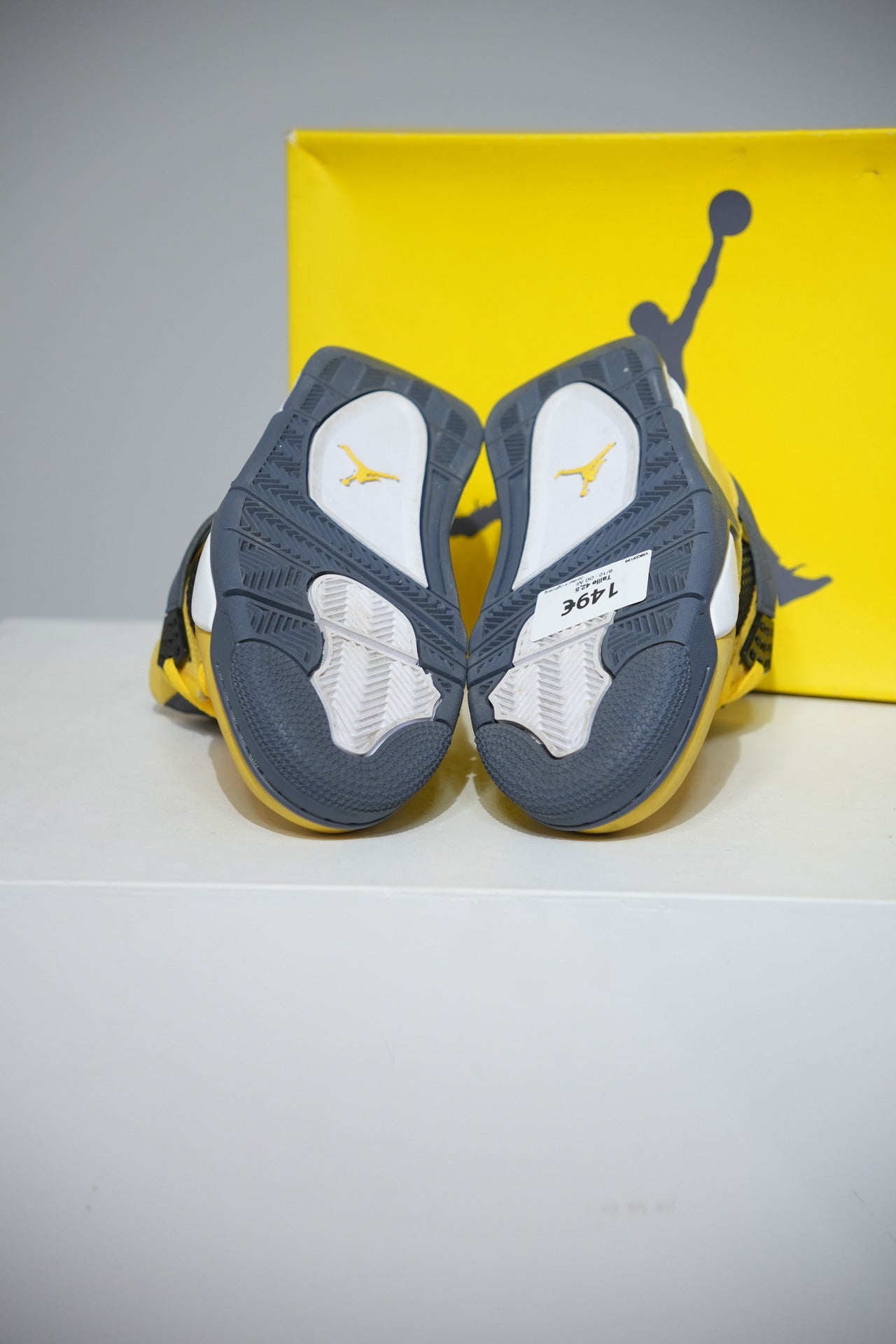 Jordan 4 Lightning (Taille 42,5)