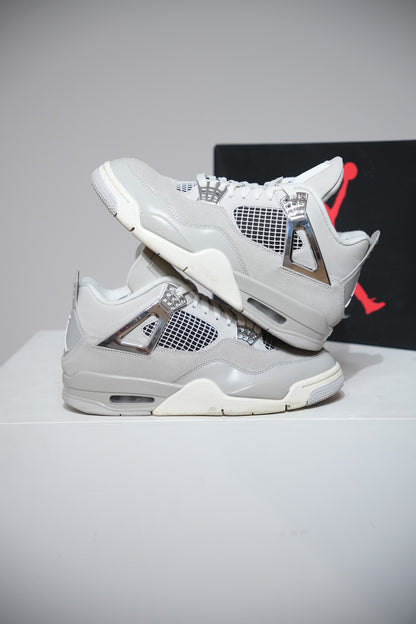 Jordan 4 Frozen Moments (Taille 40,5)
