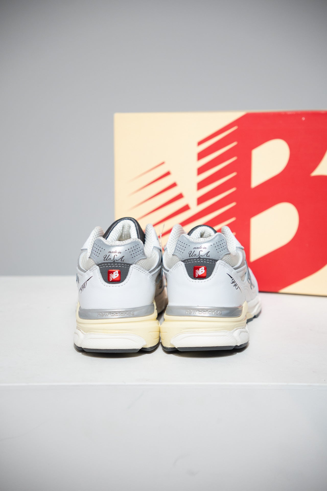 New Balance 990 V3 Teddy Santis White (Taille 44)