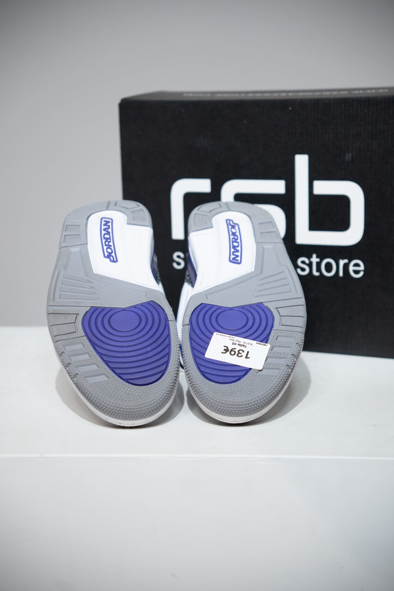 Jordan 3 Dark Iris (Taille 43)