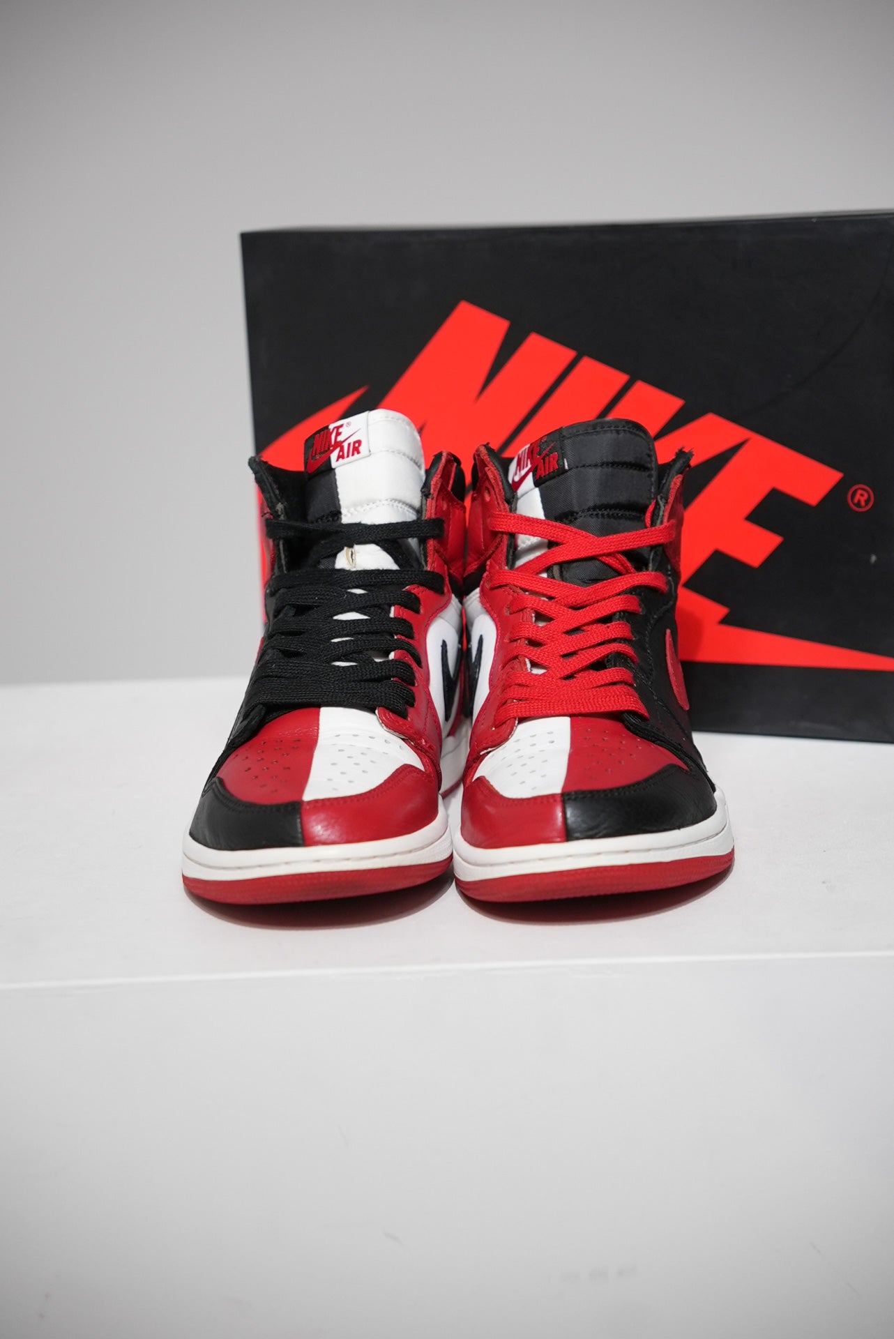 Jordan 1 High homage To home (Taille 41)
