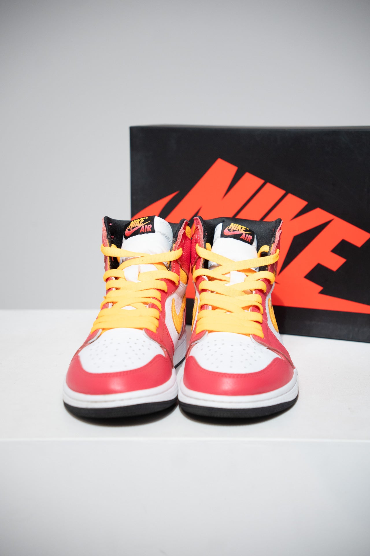 Jordan 1 High Fusion Red (Taille 42,5)