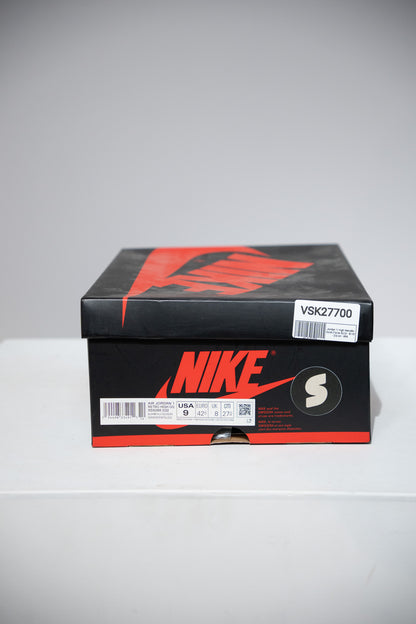 Jordan 1 High Metallic Gold (Taille 42,5)