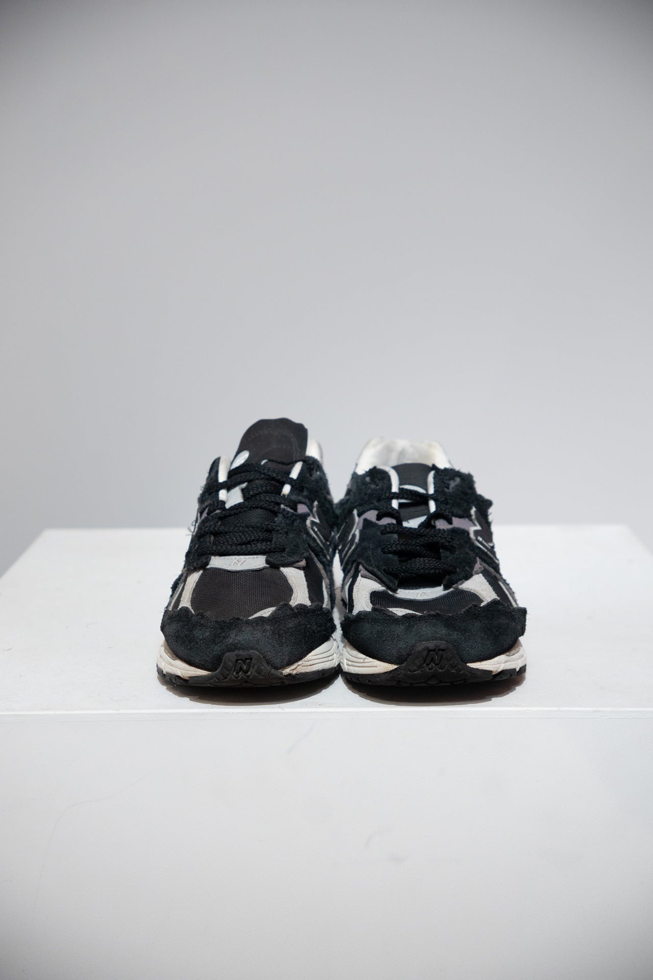 New Balance 2002R Protection Pack Black (Taille 40,5)
