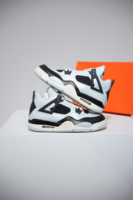 Jordan 4 Platinium Gold (Taille 40)