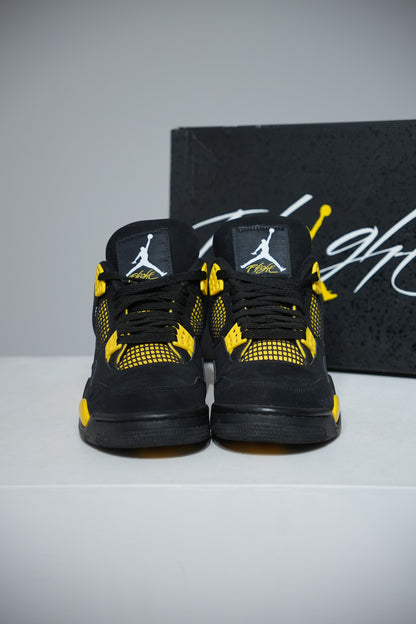 Jordan 4 Thunder (Taille 42,5)