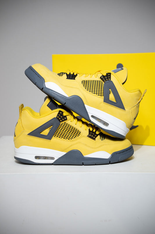 Jordan 4 Lightning (Taille 44,5)