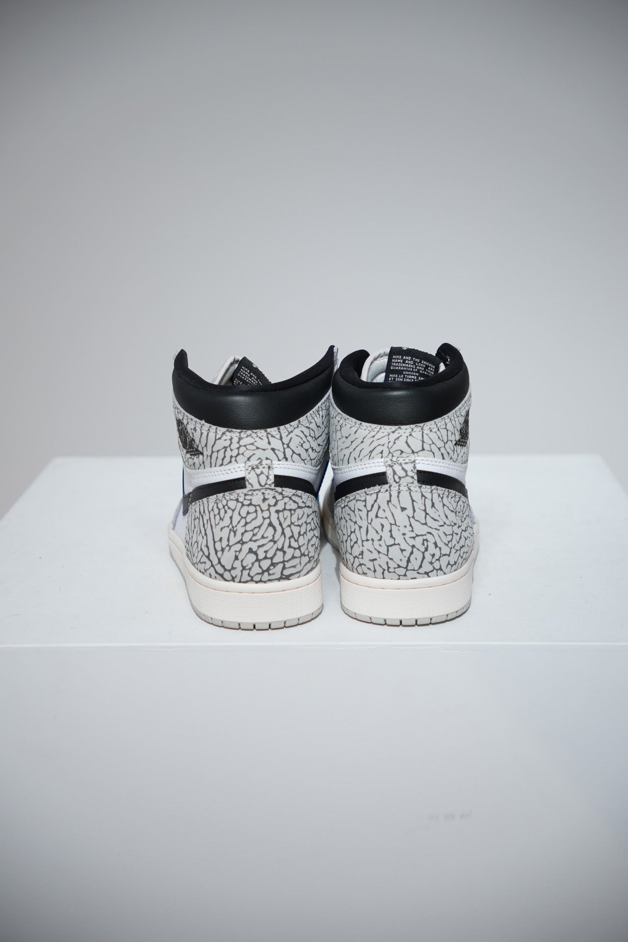 Jordan 1 High White Cement (Taille 44,5)