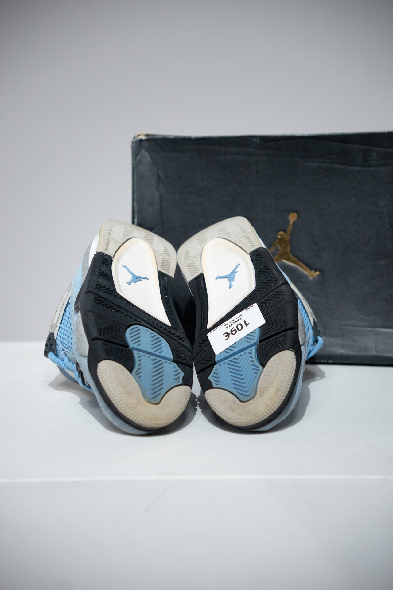 Jordan 4 UNC GS (Taille 37,5)