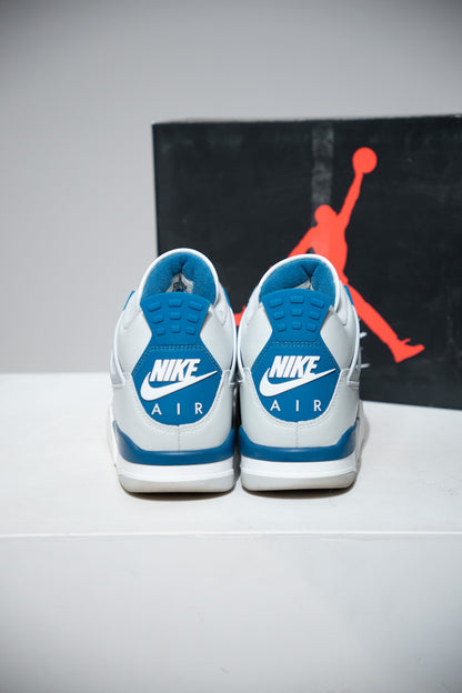 Jordan 4 Military Blue 2024 (Taille 44)