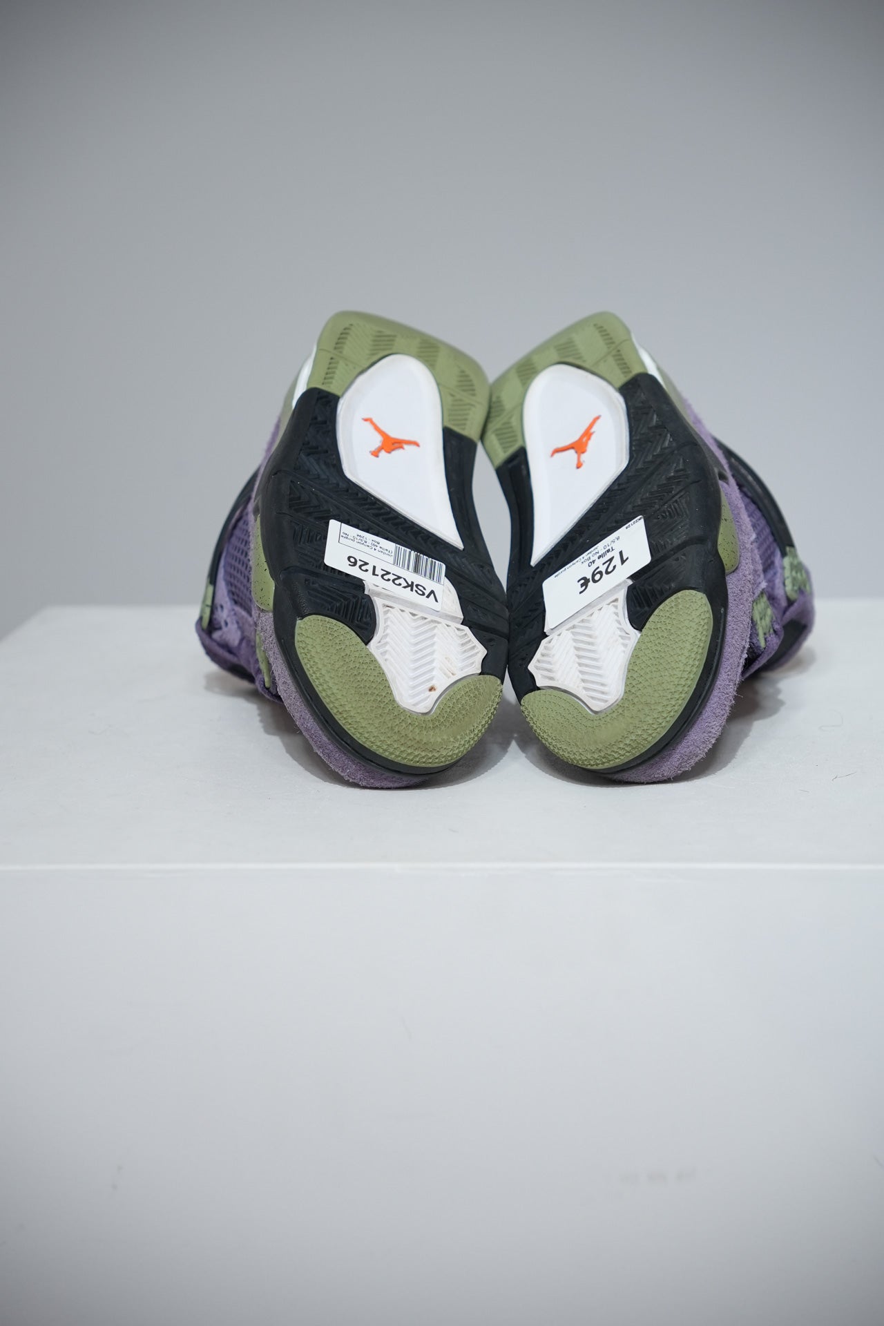 Jordan 4 Canyon purple (Taille 40)