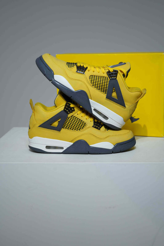 Jordan 4 Lightning (Taille 41)