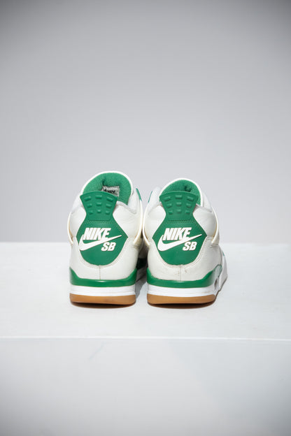 Jordan 4 SB pine Green (Taille 41)