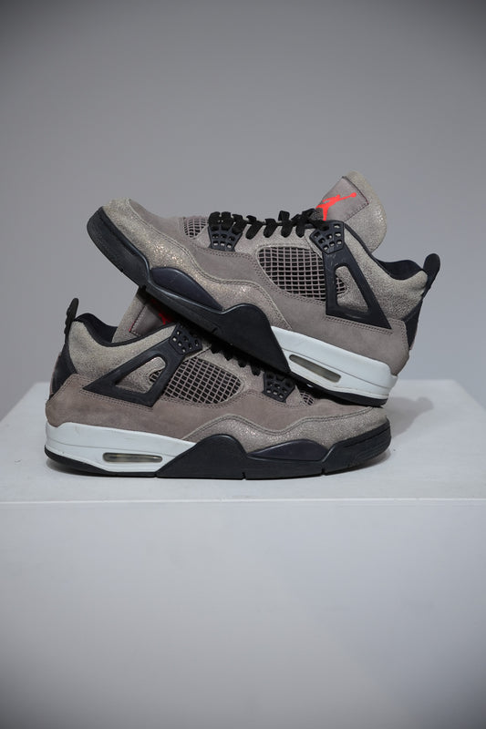 Jordan 4 Taupe Haze (Taille 44)