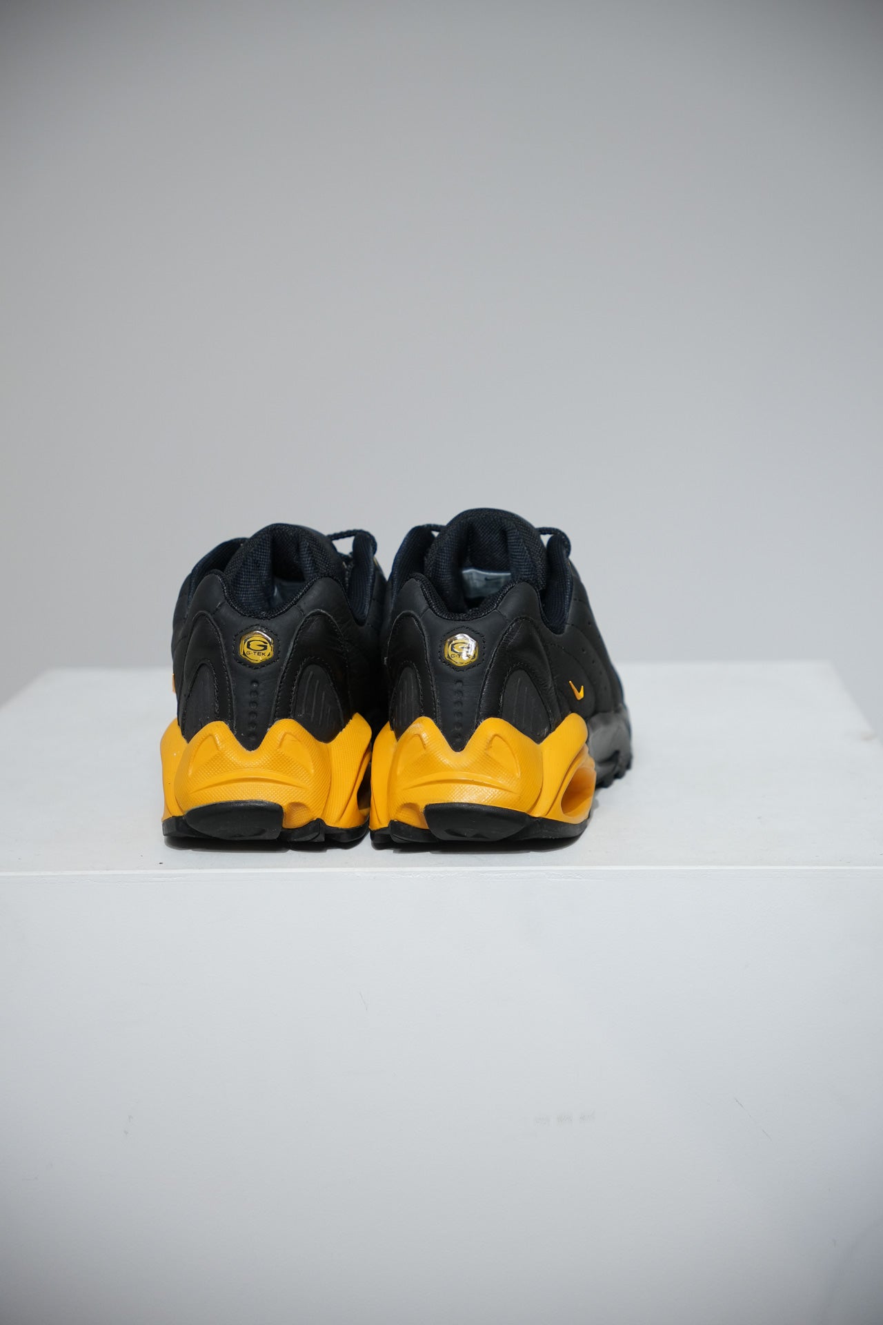 Nocta Hot Step Terra University Gold (Taille 44)