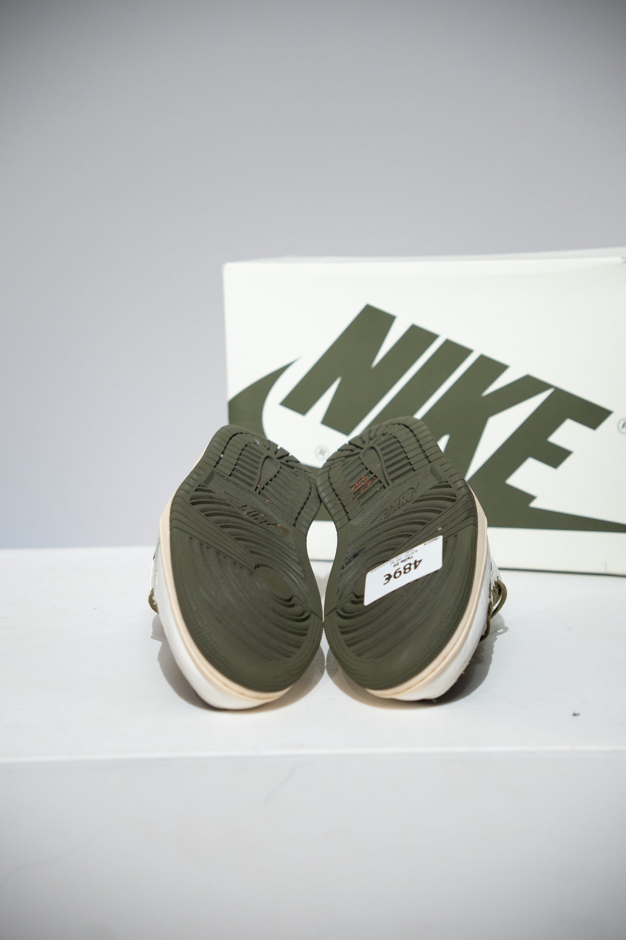 Jordan 1 Low Travis Scott Olive (Taille 39)