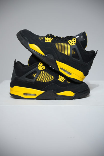 Jordan 4 Thunder (Taille 44,5)