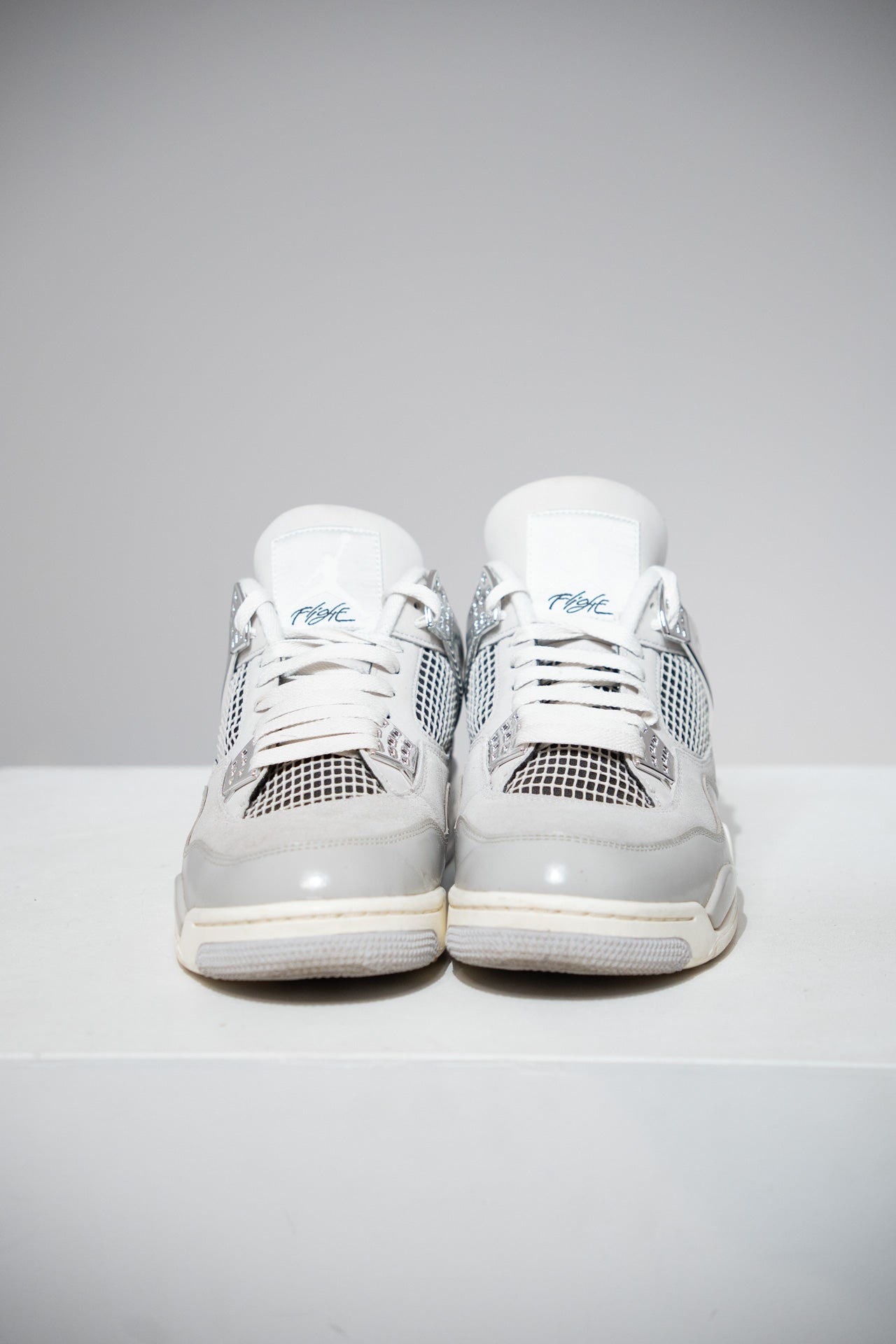 Jordan 4 Frozen Moments (Taille 44)