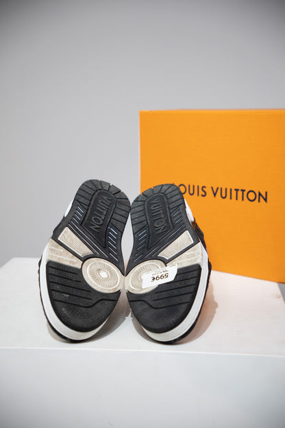 Louis Vuitton Trainer Denim Black (Taille 47 (11IT))