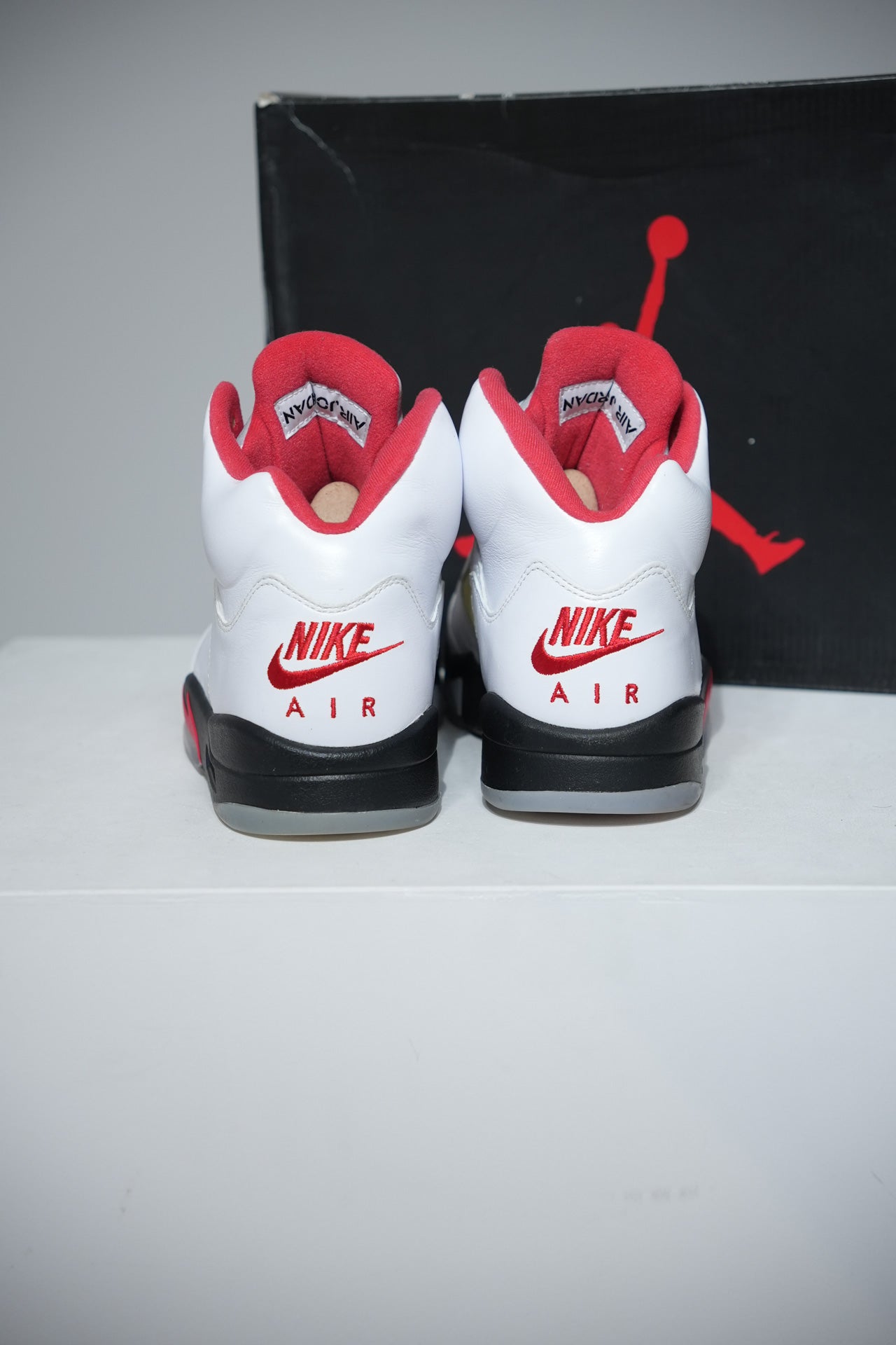 Jordan 5 Fire Red Silver Tongue (Taille 44,5)