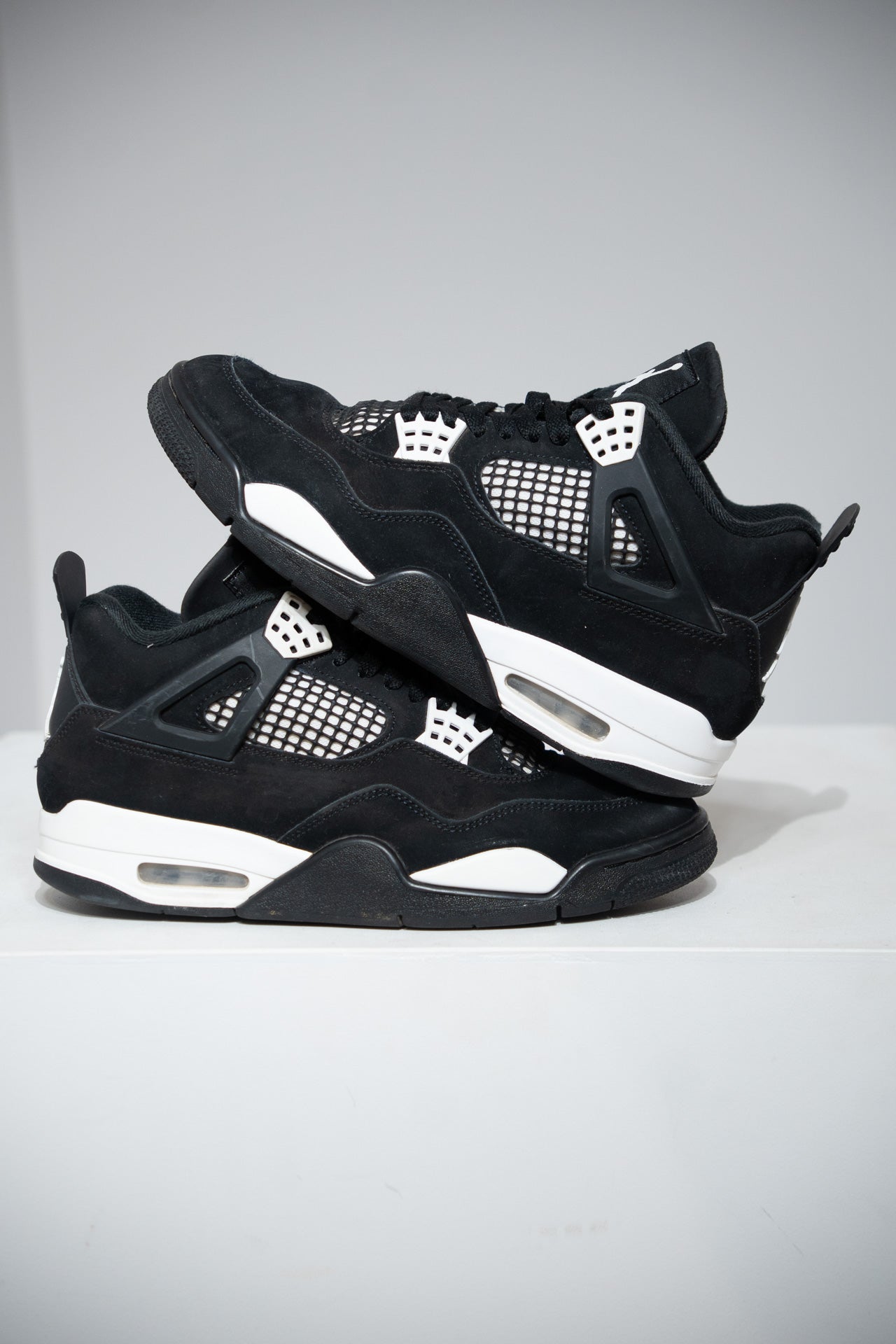 Jordan 4 White Thunder (Taille 41)
