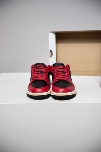 Jordan 1 Low Mystic Hibiscus (Taille 36)