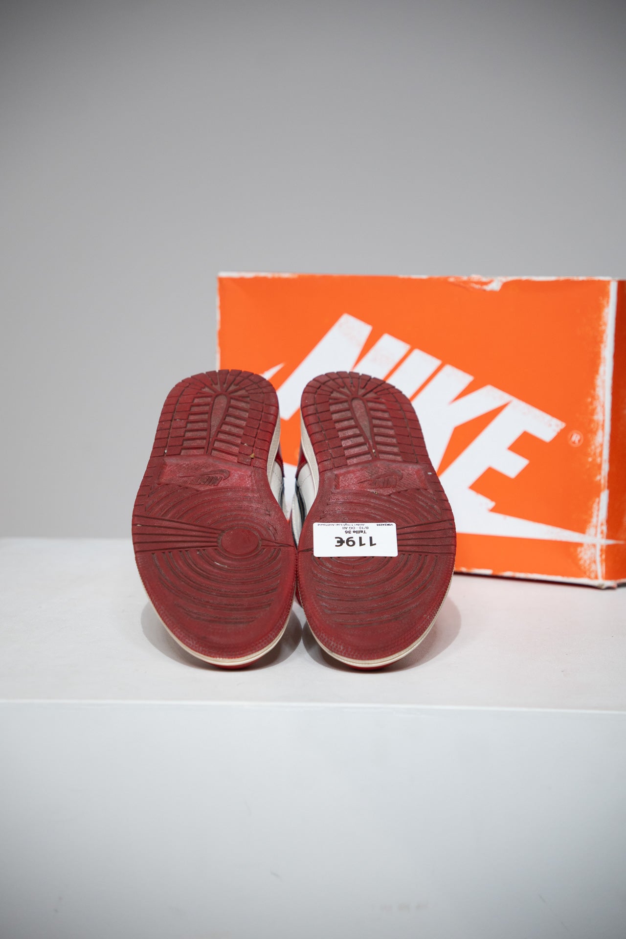 Jordan 1 High Lost And Found (Taille 36)