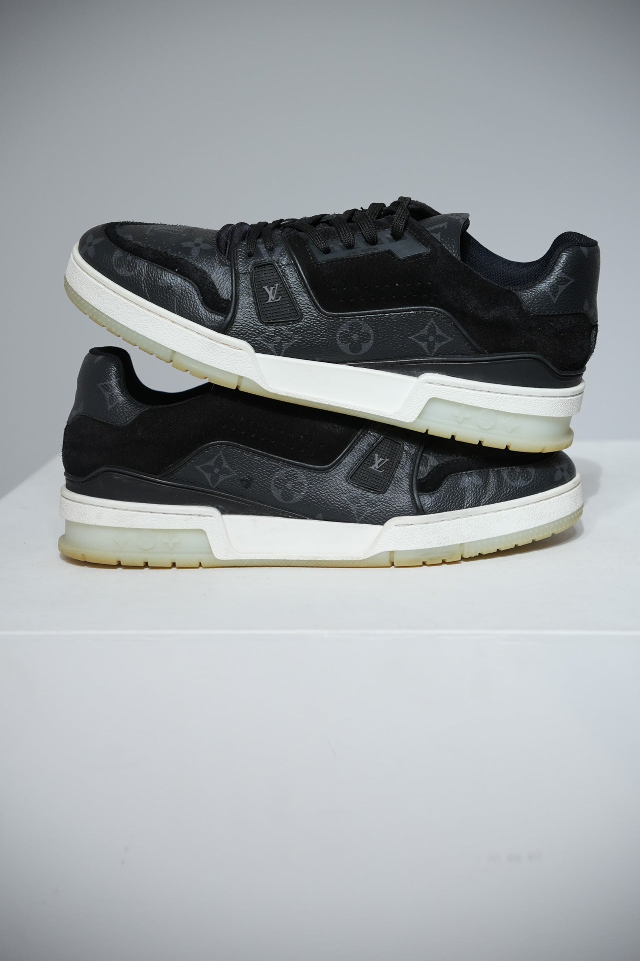 Louis Vuitton Trainer Black (Taille 42 (7IT))