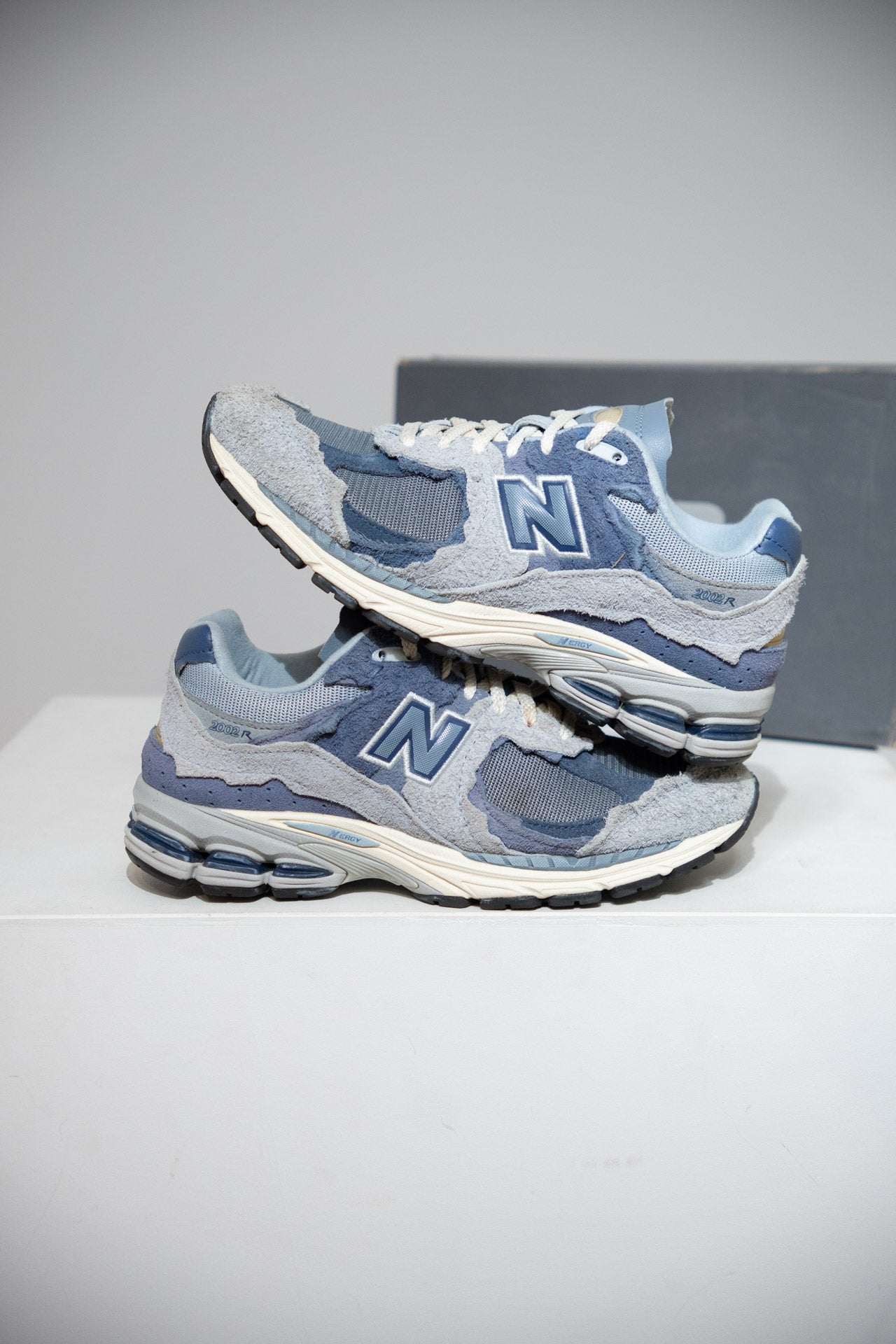 New Balance 2002R Protection Pack Light Arctic Grey Purple (Taille 40,5)