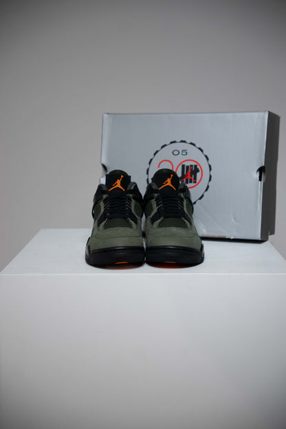 Jordan 4 Undefeated (Taille 43)