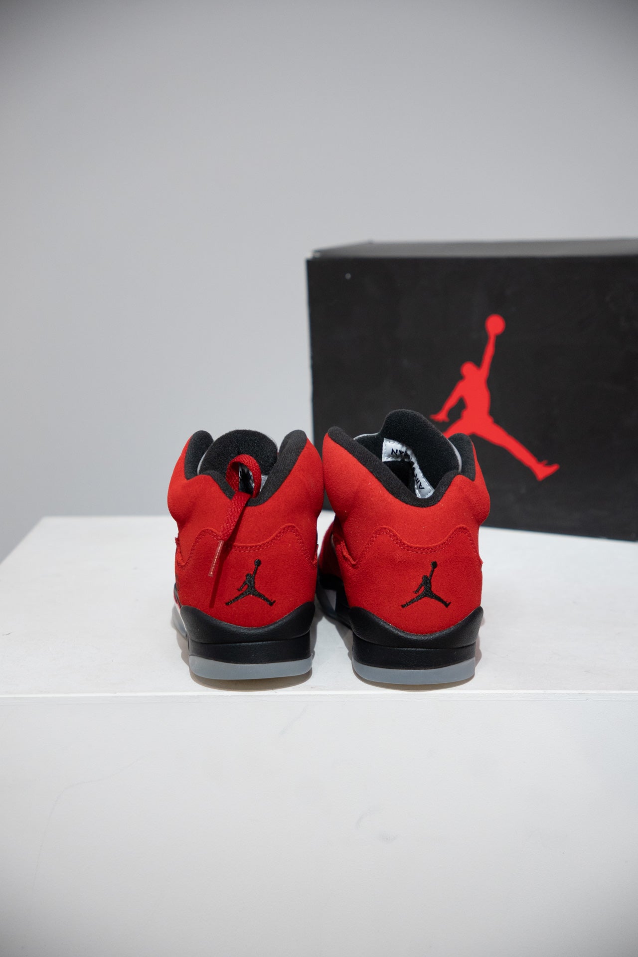 Jordan 5 Raging Bulls GS (Taille 38,5)