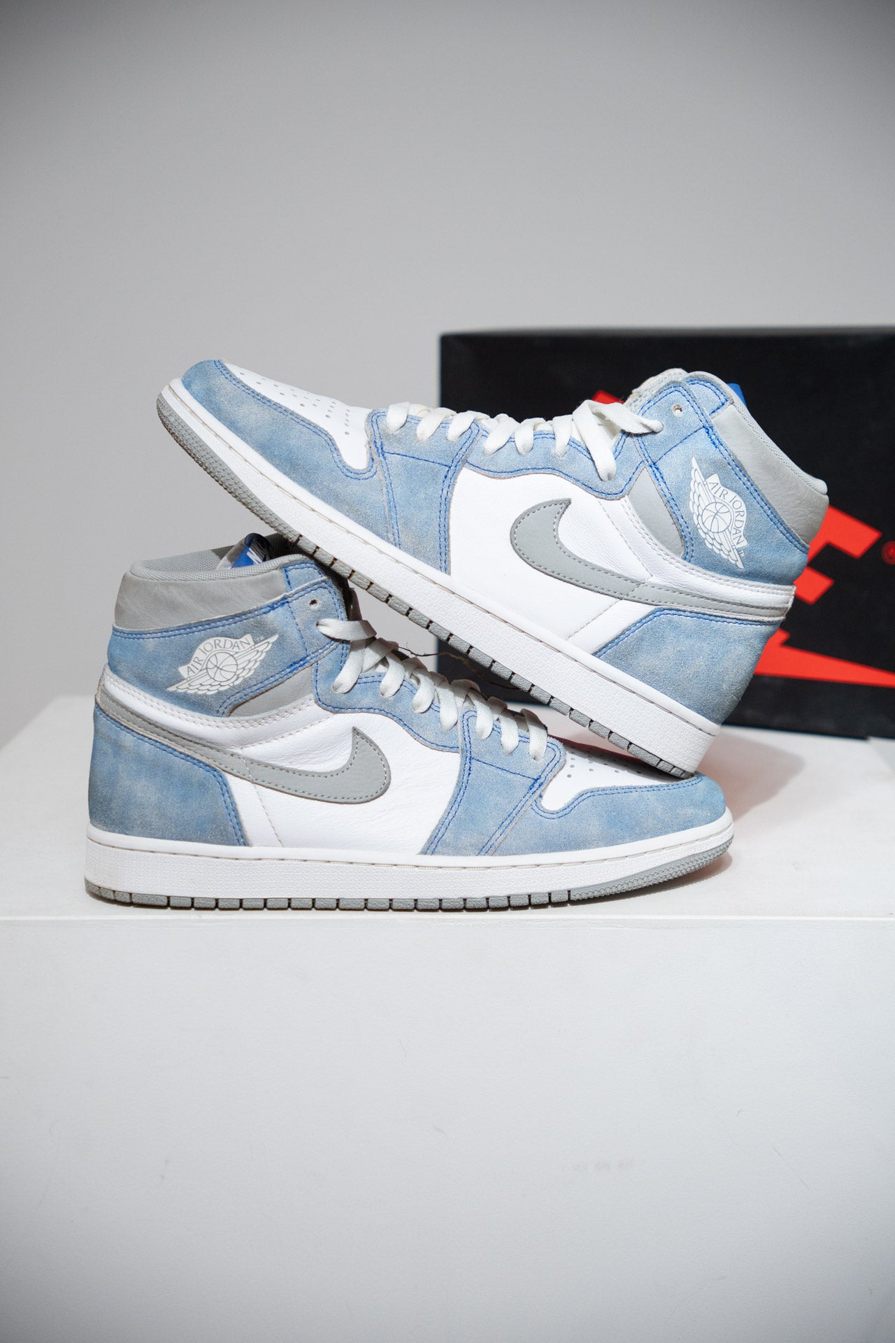 Jordan 1 High Hyper Royal (Taille 42,5)