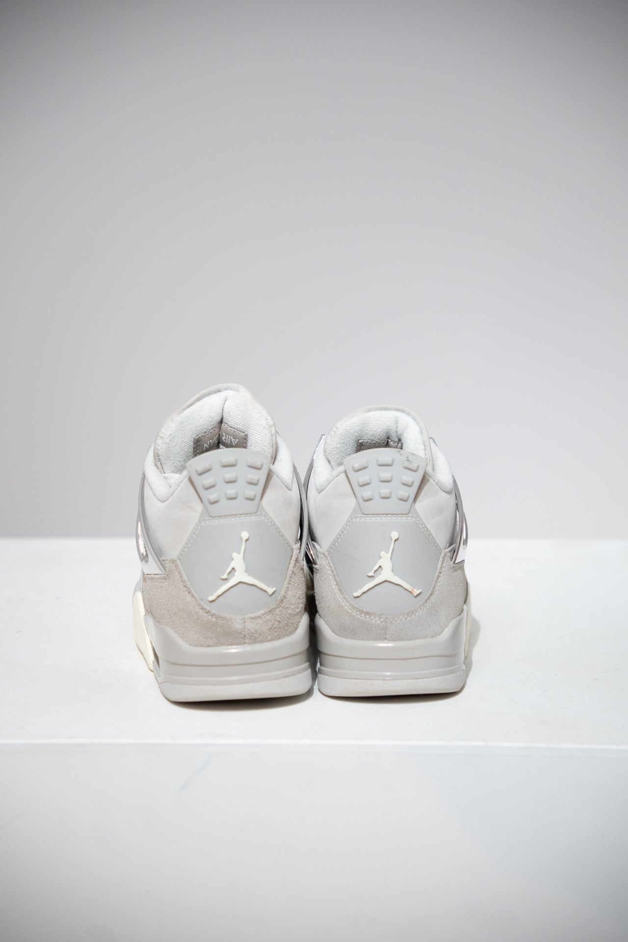 Jordan 4 Frozen Moments (Taille 39)