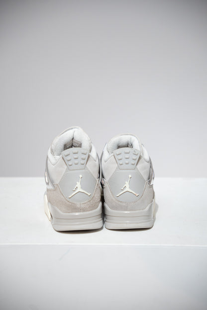 Jordan 4 Frozen Moments (Taille 39)