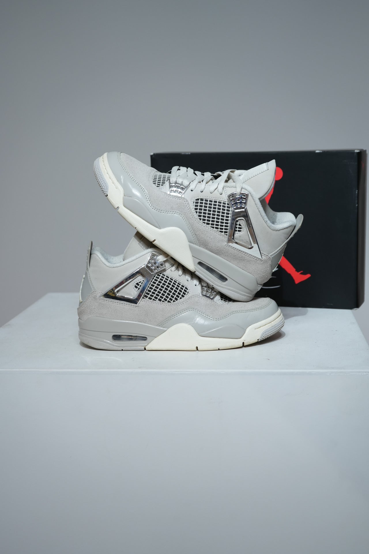 Jordan 4 Frozen Moments (Taille 38)