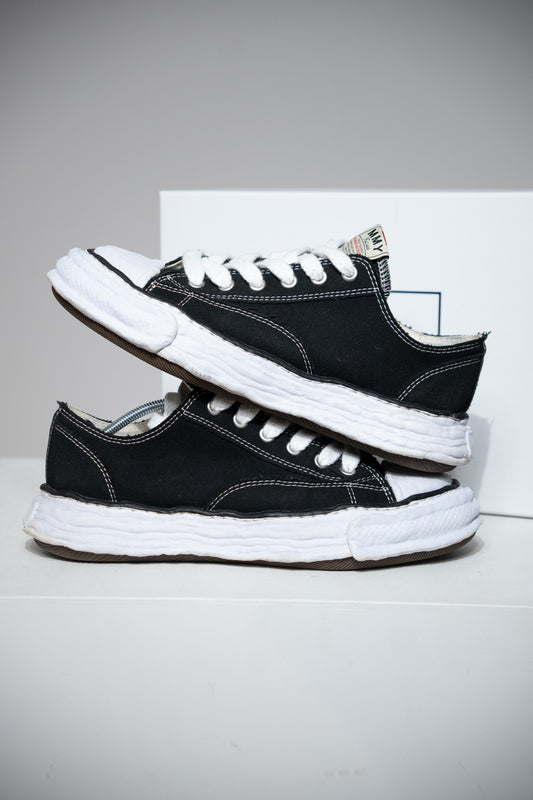 Maison Mihara Black White (Taille 43)