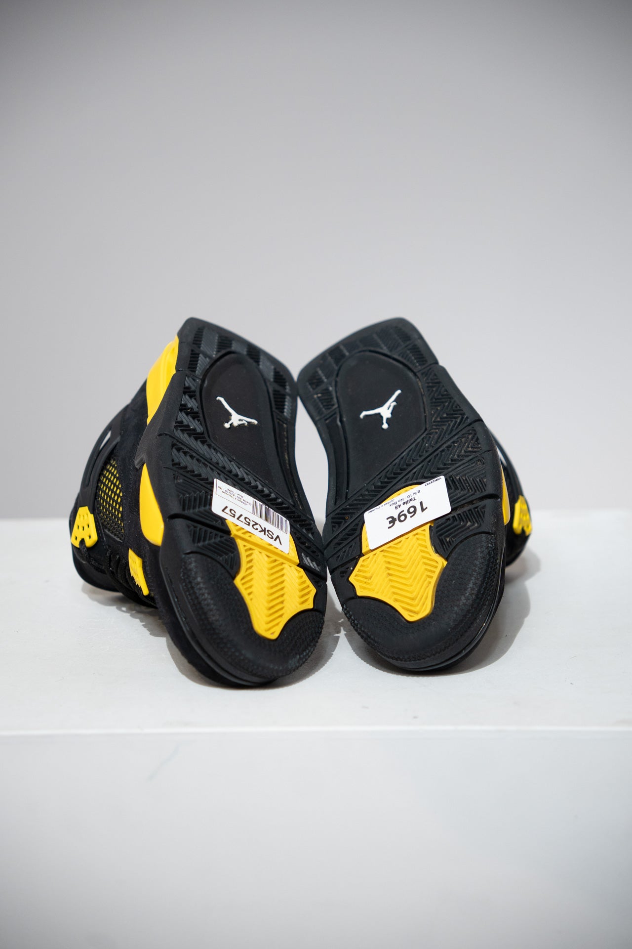 Jordan 4 Thunder (Taille 43)