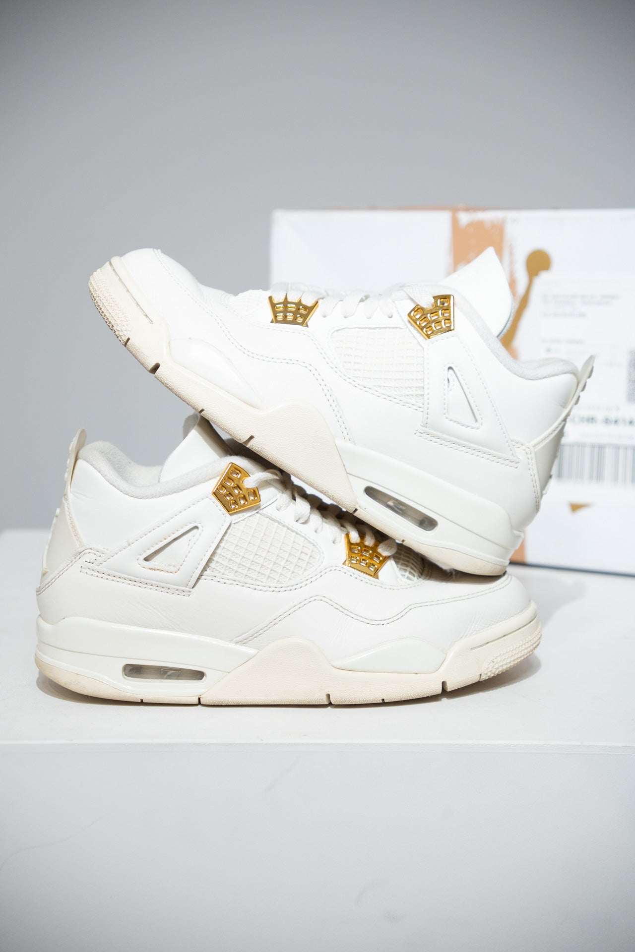 Jordan 4 Metallic Gold (Taille 39)