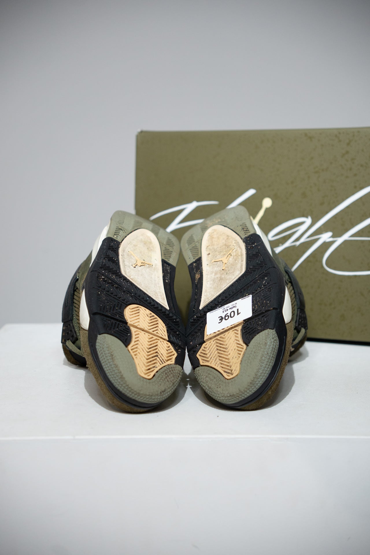 Jorda 4 Craft Olive (Taille 42,5)