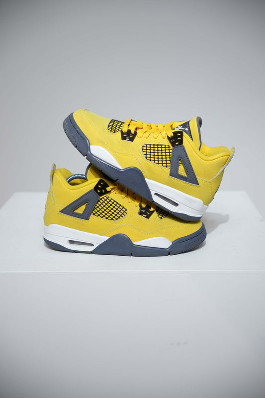 Jordan 4 Lightning GS (Taille 37,5)