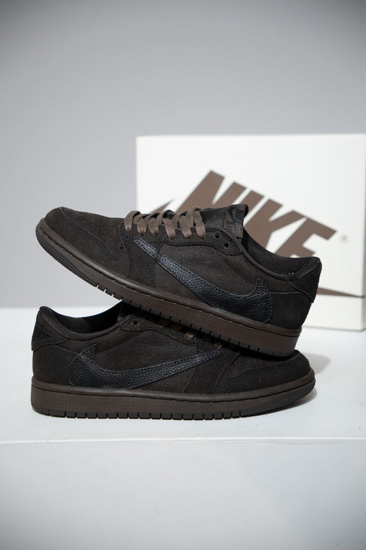 Jordan 1 Low Travis Scott Velvet Brown (Taille 36,5)