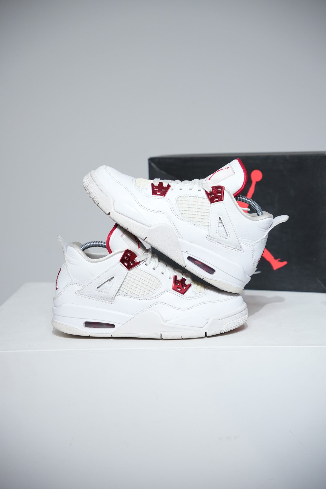 Jordan 4 Metallic Red GS (Taille 36,5)