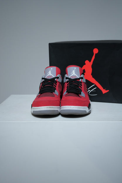 Jordan 4 Toro Bravo (Taille 42,5)