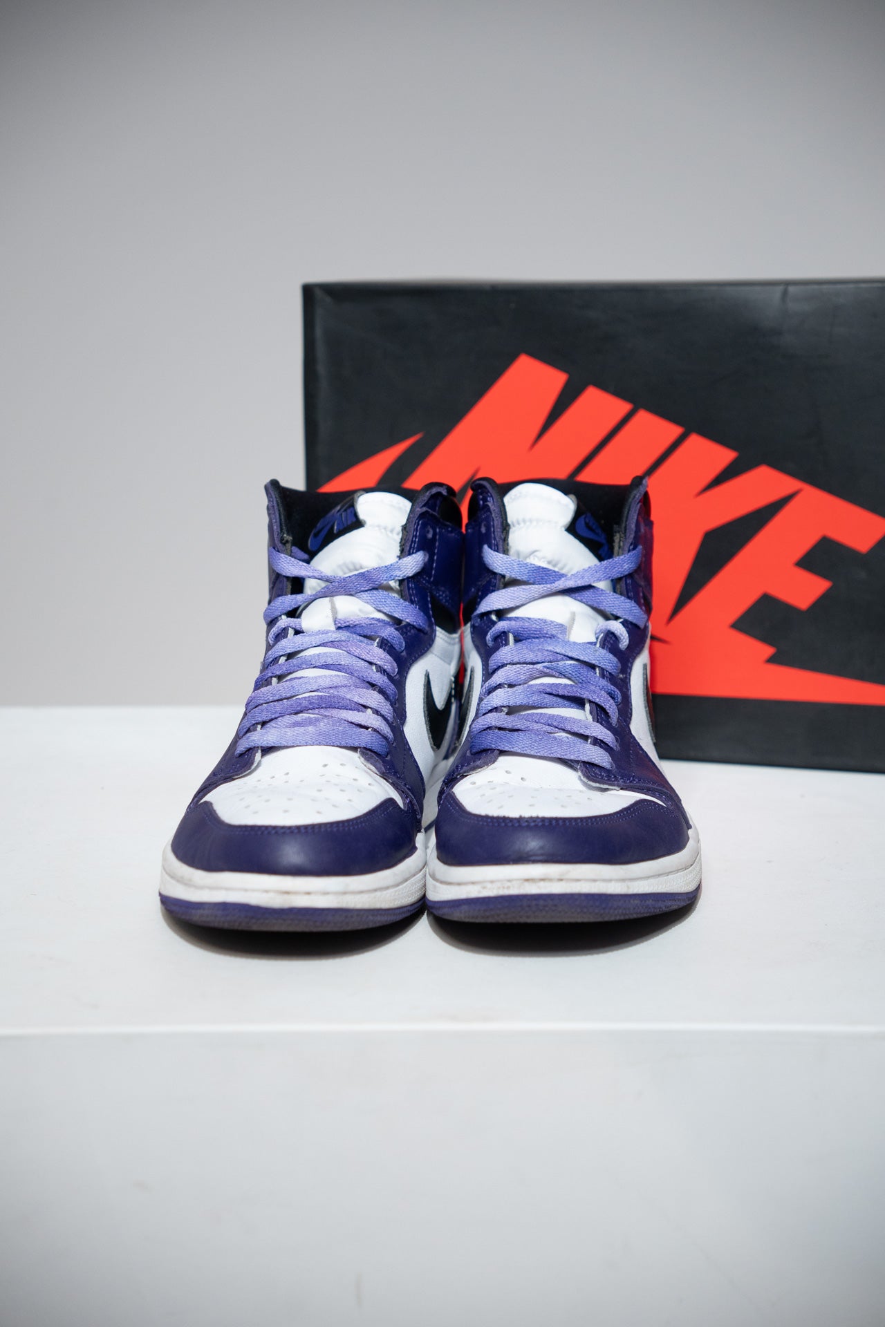 Jordan 1 High Court Purple (Taille 43)