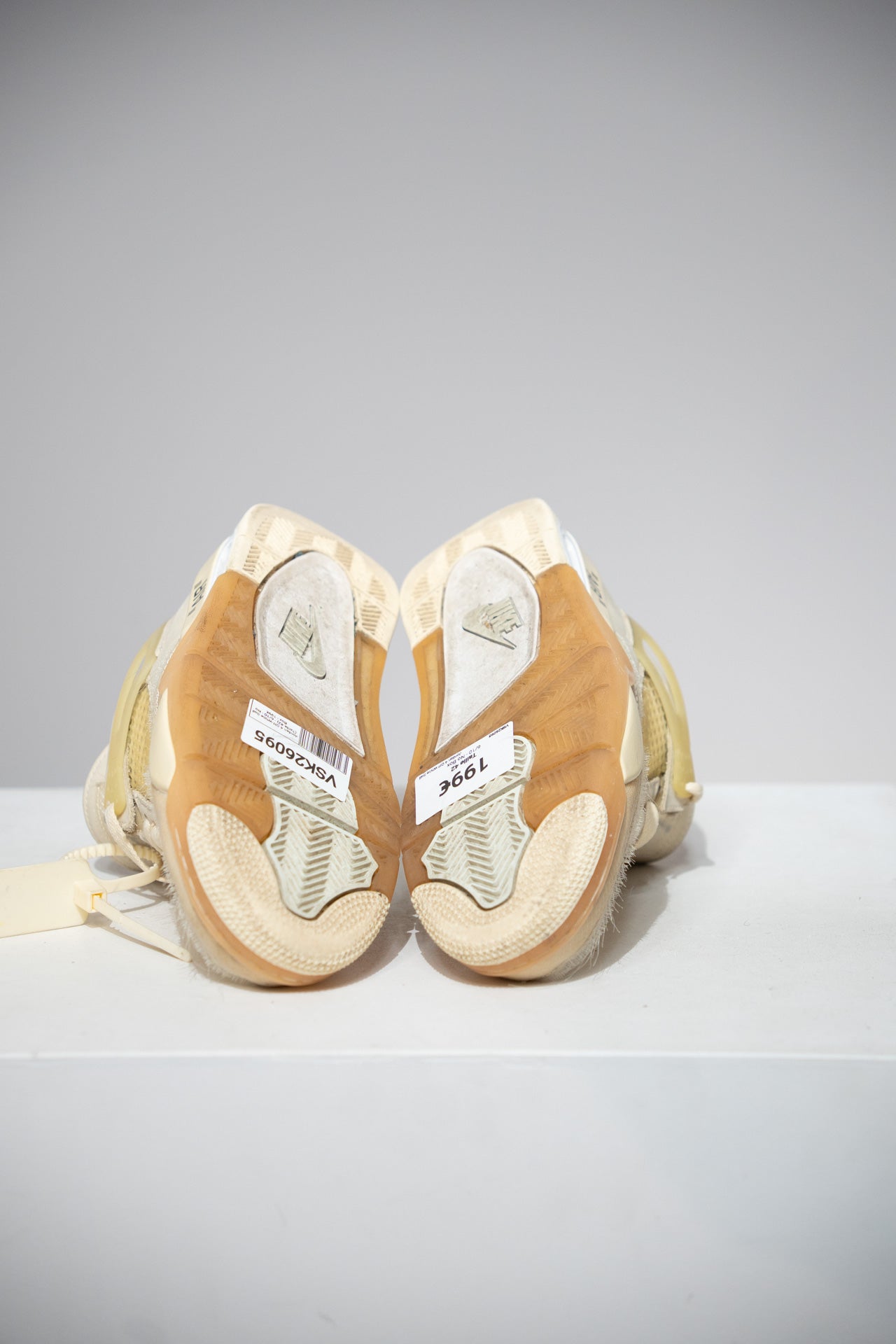 Jordan 4 Off-White Sail (Taille 42)