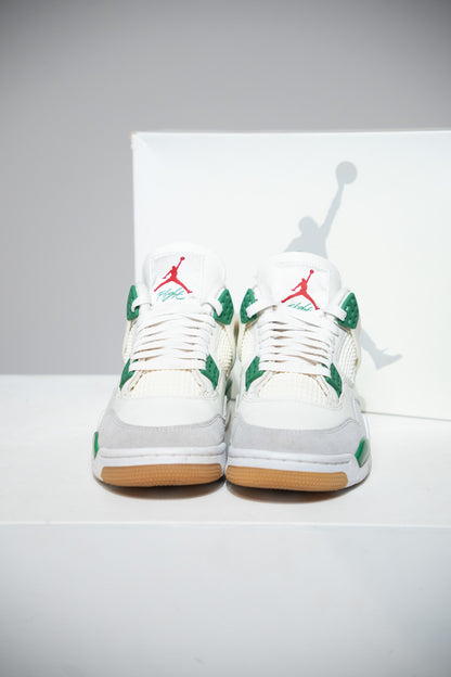 Jordan 4 SB pine Green (Taille 41)