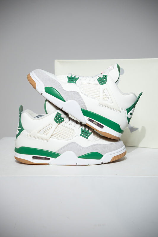 Jordan 4 SB pine Green (Taille 40,5)