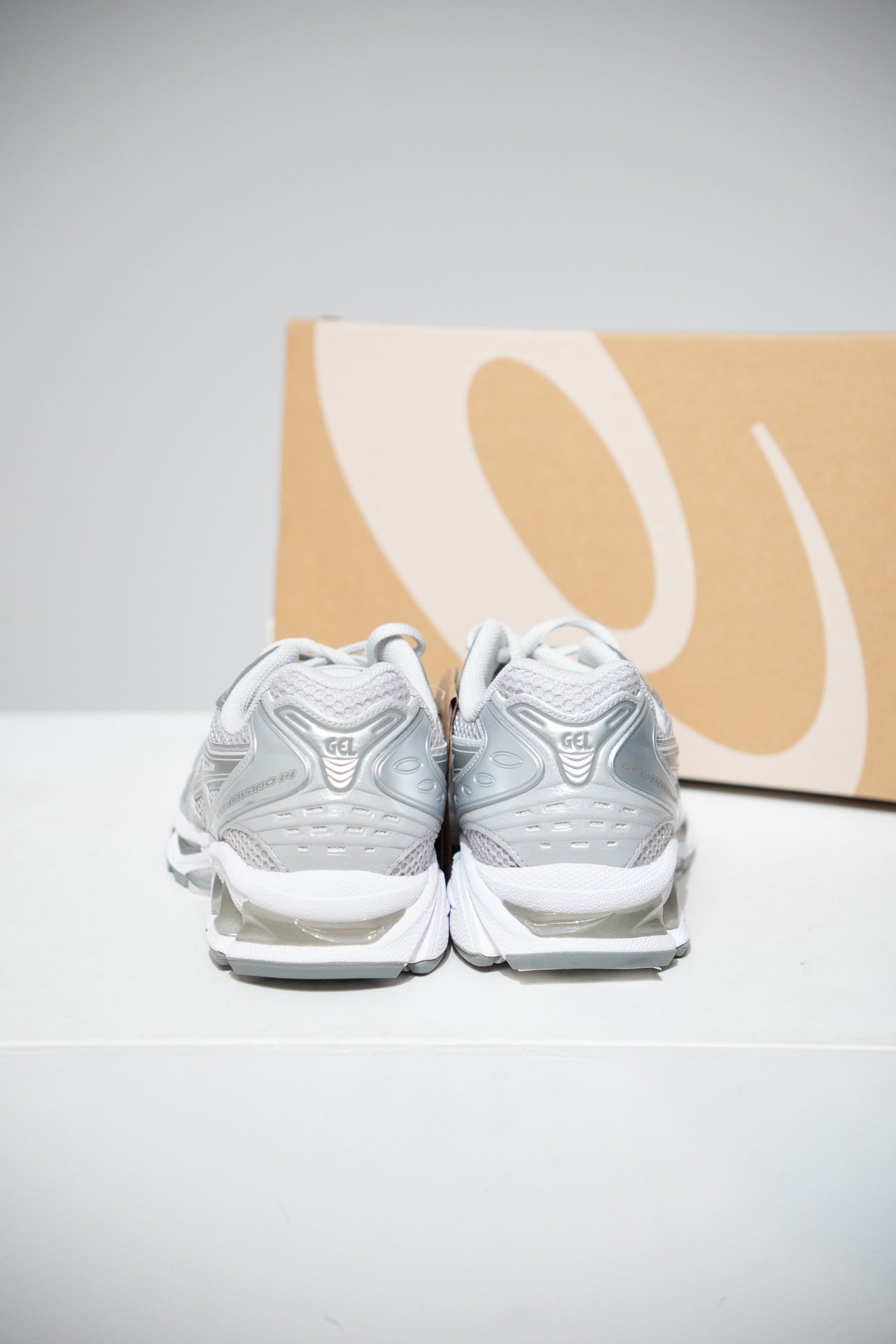 Asics Kayano 14 Cloud Grey (Taille 40)