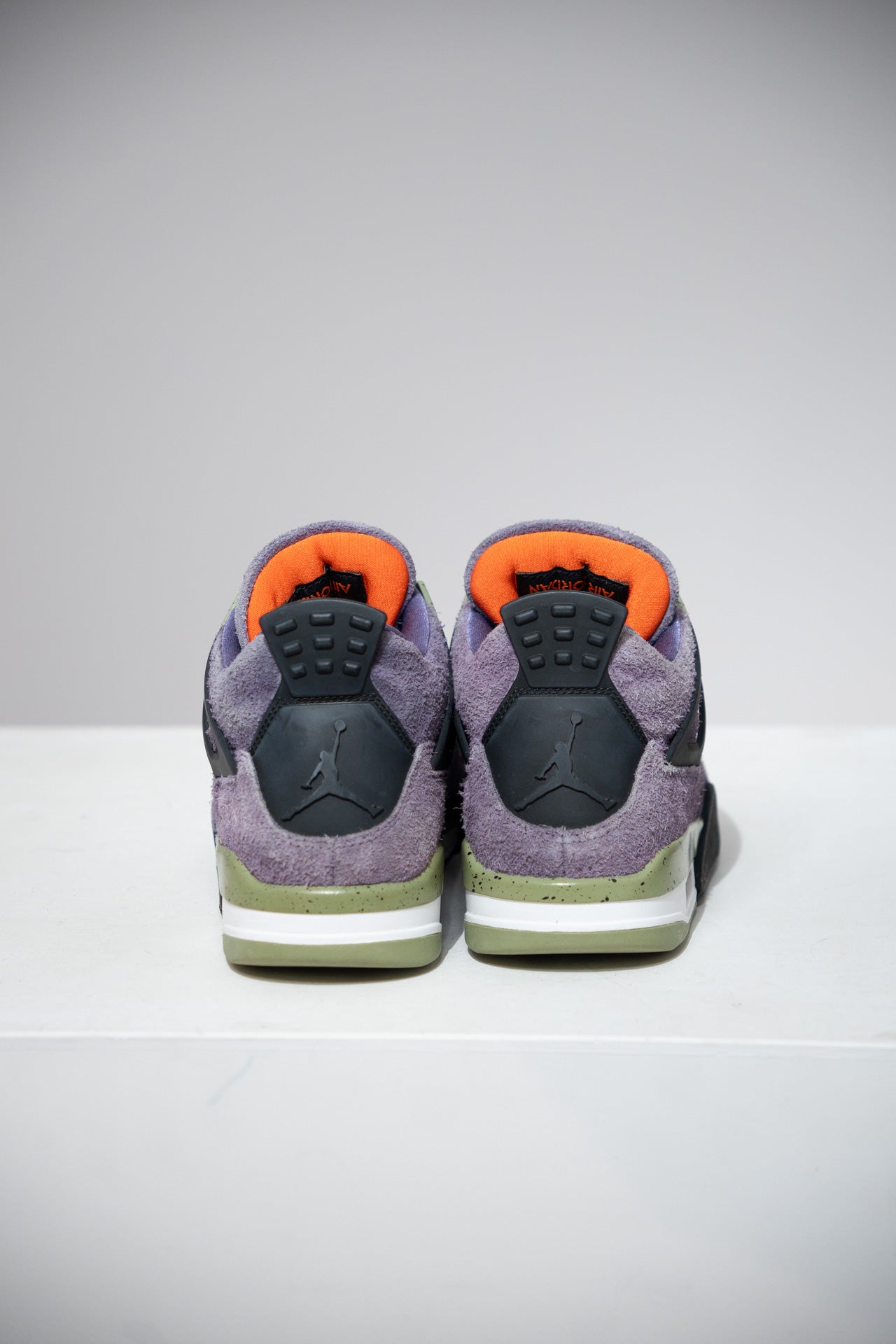 Jordan 4 Canyon purple (Taille 41)