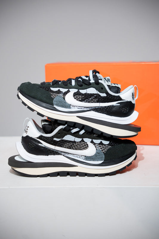 Sacai Vaporwaffle Black White (Taille 36,5)